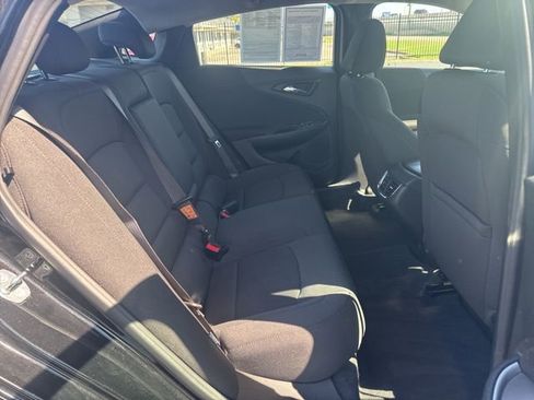 Used 2024 Chevrolet Malibu LT image 19
