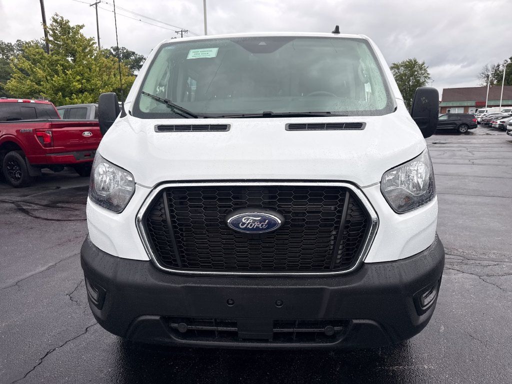 Used 2025 Ford Transit 250 Low Roof w/ Exterior Upgrade Package RWD image 3