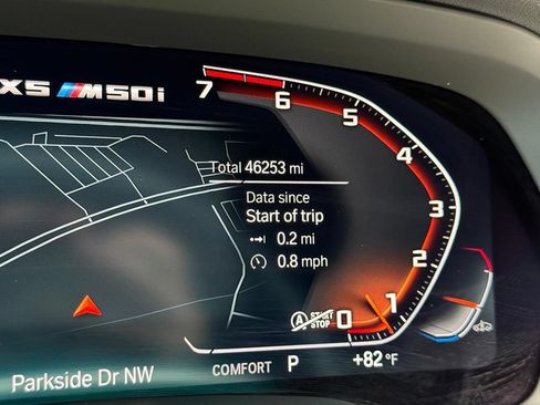 Used 2022 BMW X5 M50i w/ Parking Assistance Package AWD/4WD image 33