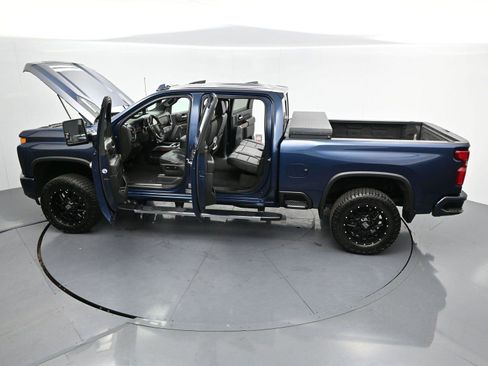 Used 2020 Chevrolet Silverado 3500 High Country AWD/4WD image 43