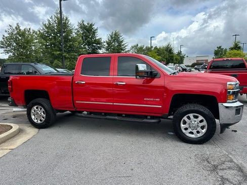 Used 2015 Chevrolet Silverado 2500 LTZ w/ Duramax Plus Package AWD/4WD image 4