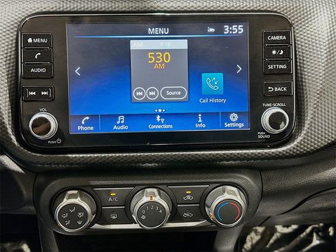 Used 2024 Nissan Kicks SV image 14