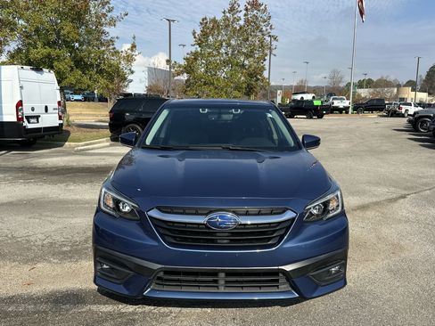 Used 2022 Subaru Legacy Premium image 2