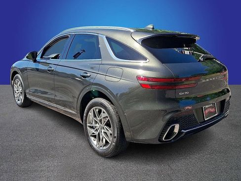 Used 2025 Genesis GV70 2.5T AWD/4WD image 6