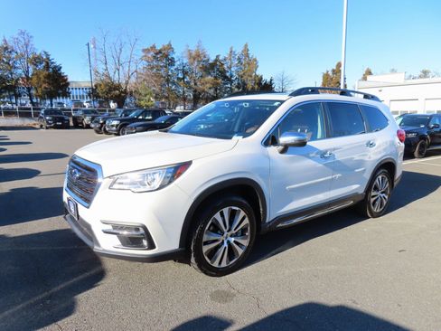 Used 2022 Subaru Ascent Touring image 3