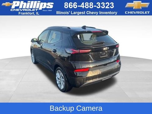 Certified 2023 Chevrolet Bolt EUV LT w/ Driver Confidence Package image 2