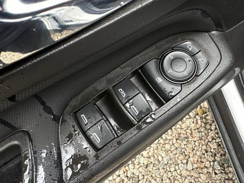 Certified 2024 Chevrolet Equinox RS AWD/4WD image 24