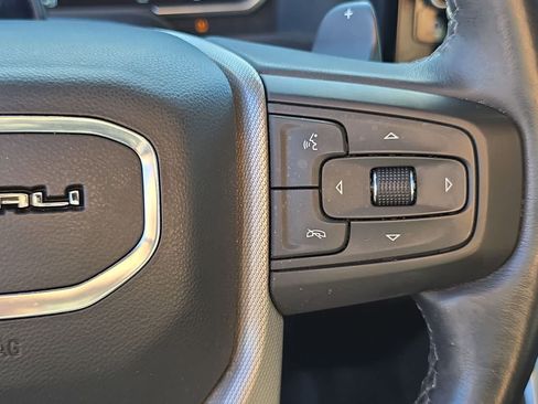 Used 2023 GMC Sierra 1500 Denali w/ Technology Package AWD/4WD image 29