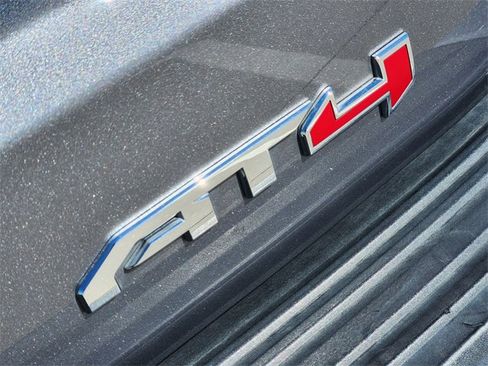 Used 2022 GMC Yukon AT4 image 12