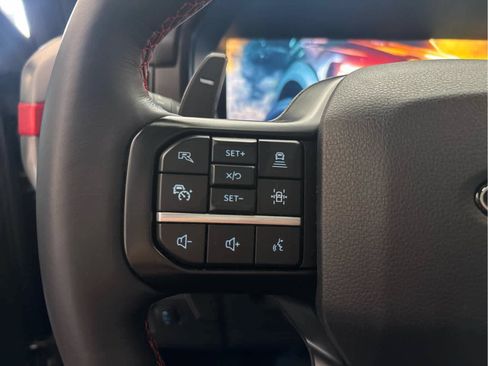 Used 2025 Ford F150 Raptor AWD/4WD image 17
