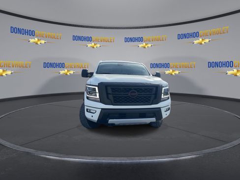 Used 2024 Nissan Titan PRO-4X image 6