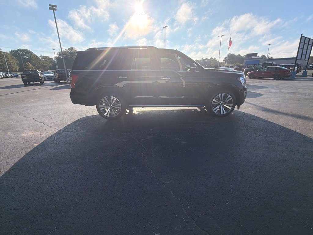 Used 2021 Ford Expedition Limited RWD image 2