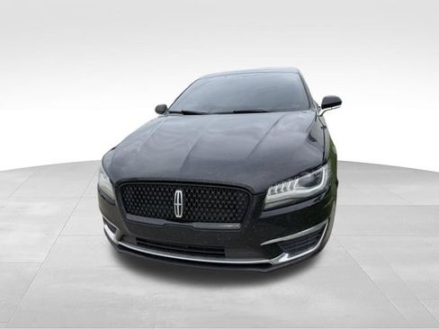 Used 2017 Lincoln MKZ Premiere FWD image 2
