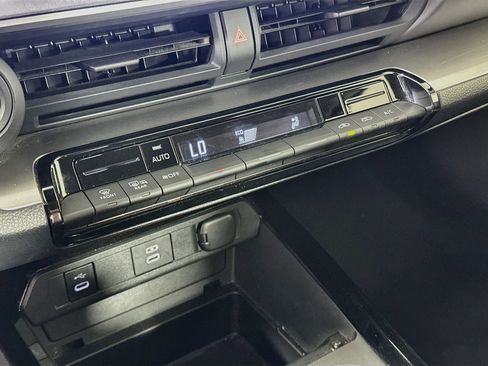 Used 2024 Toyota Prius LE FWD image 24