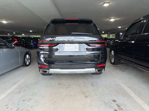 Certified 2024 BMW X7 xDrive40i w/ Parking Assistance Package AWD/4WD image 7