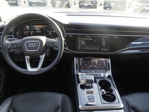 Used 2022 Audi Q7 3.0T Premium Plus w/ Premium Plus Package AWD/4WD image 14