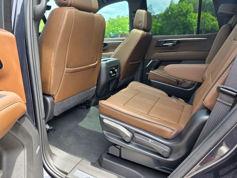 Certified 2025 Chevrolet Tahoe High Country RWD image 29