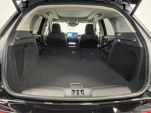 New 2025 Lincoln Corsair Reserve w/ Equipment Group 202A image 31