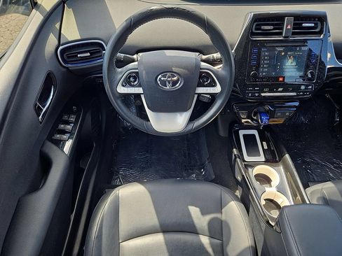 Used 2016 Toyota Prius Four Touring w/ Premium Convenience Package FWD image 12