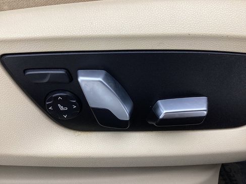 Used 2017 BMW 530i RWD image 40