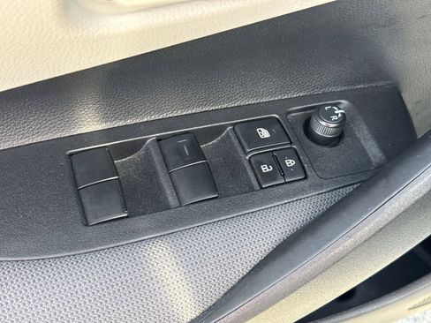 Certified 2025 Toyota Corolla LE FWD image 15