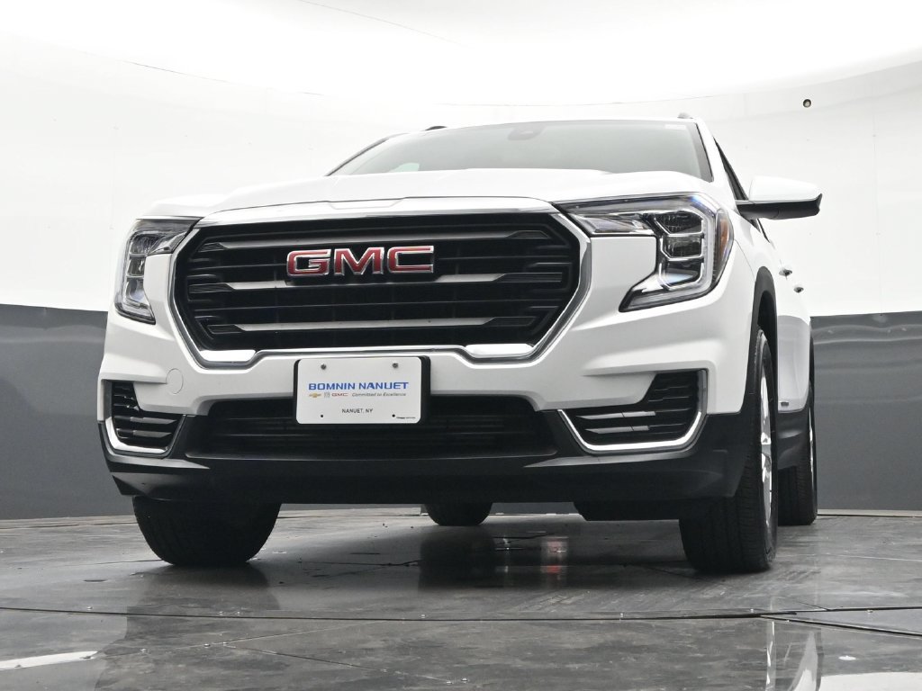 Certified 2022 GMC Terrain SLE w/ Driver Convenience Package AWD/4WD image 31