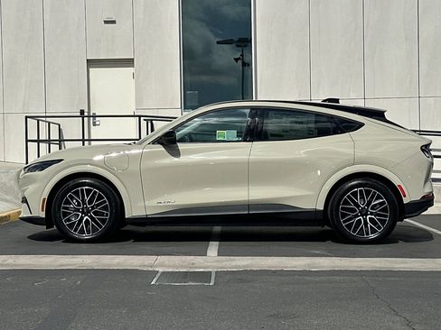 New 2026 Ford Mustang Mach-E Premium image 6