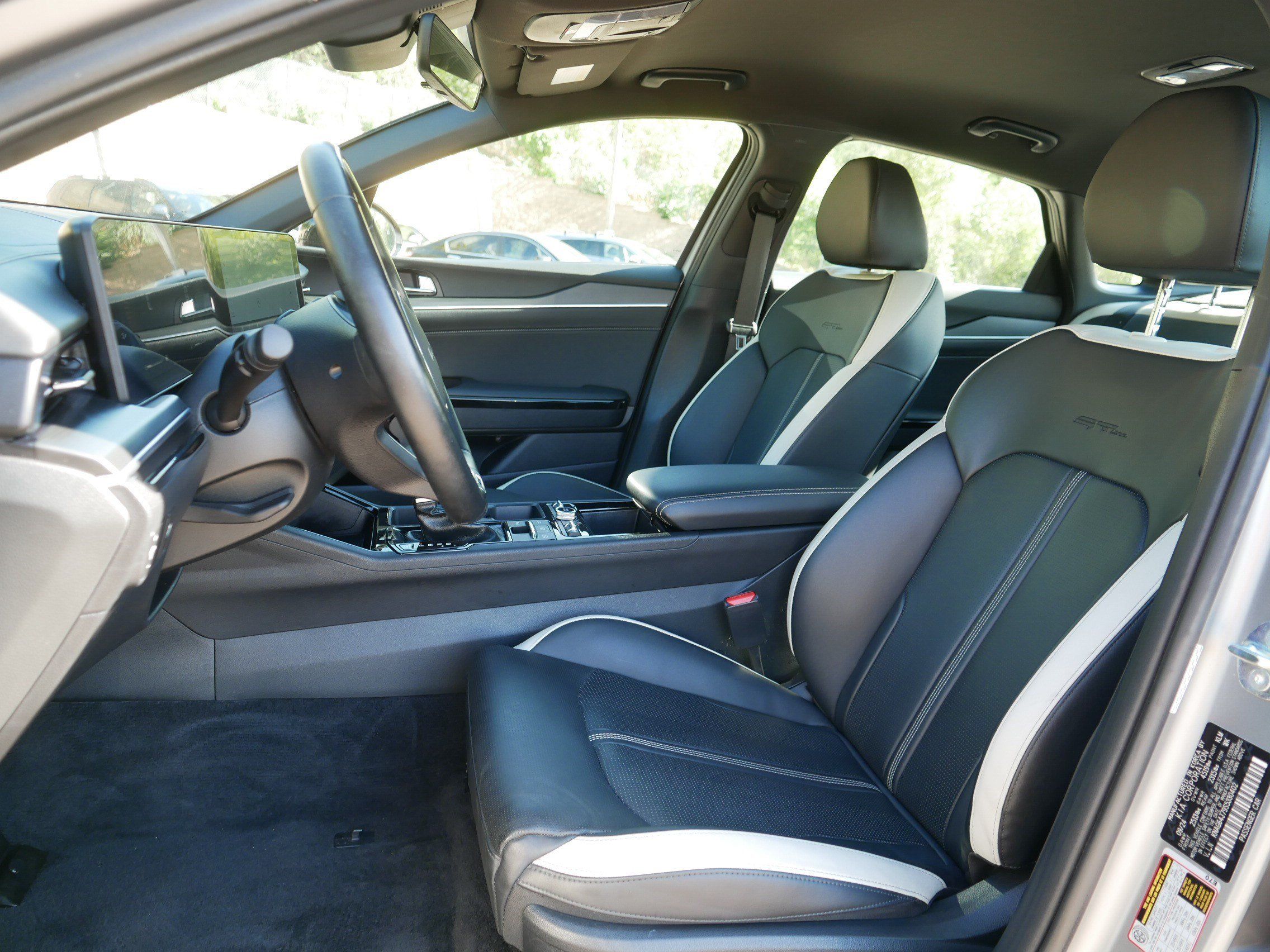 Certified 2025 Kia K5 GT-Line AWD/4WD image 33