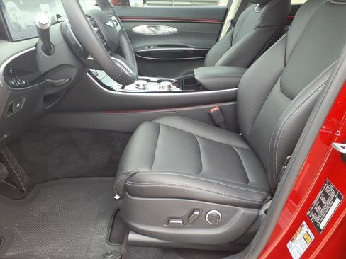 Certified 2026 Genesis GV70 2.5T image 22