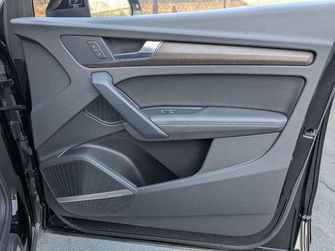 Used 2023 Audi Q5 2.0T Premium Plus w/ Premium Plus Package image 19