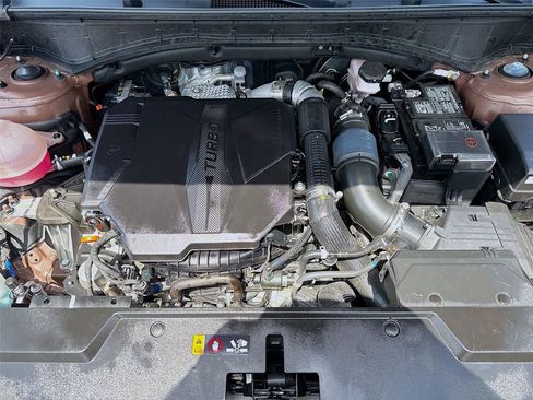 Used 2025 Hyundai Santa Fe Calligraphy FWD image 31