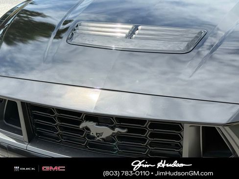 Used 2025 Ford Mustang Dark Horse RWD image 8