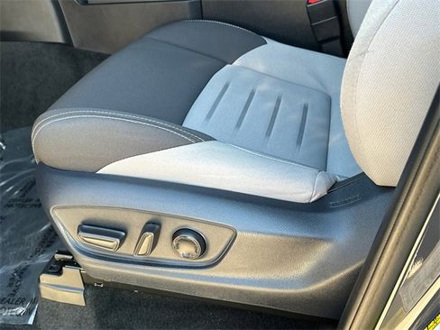 Used 2024 Toyota Tacoma TRD Off-Road image 26