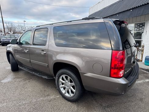 Used 2013 GMC Yukon XL SLT image 4