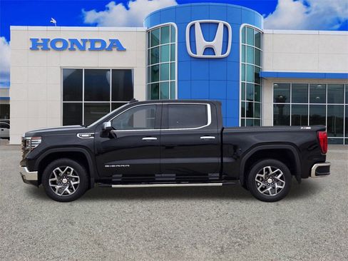 Used 2024 GMC Sierra 1500 SLT w/ SLT Premium Plus Package image 6