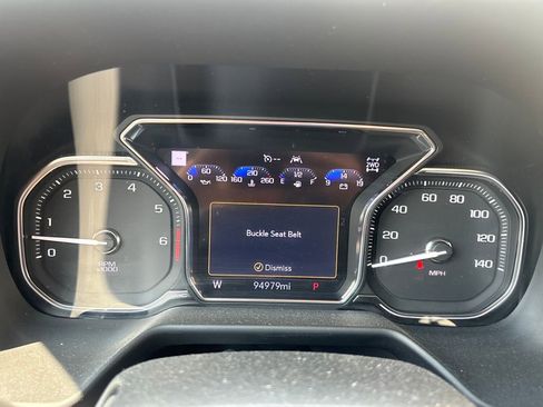 Used 2021 GMC Yukon XL AT4 w/ Rear Media and Nav Package AWD/4WD image 24