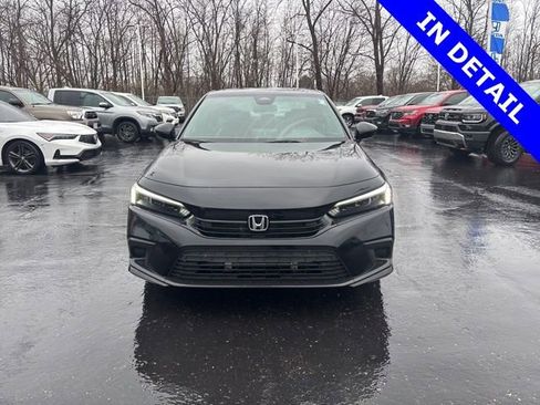 Used 2023 Honda Civic Sport image 2