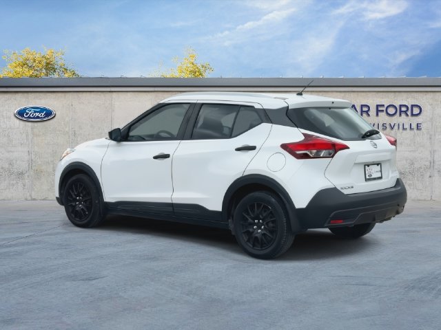 Used 2019 Nissan Kicks S FWD image 6