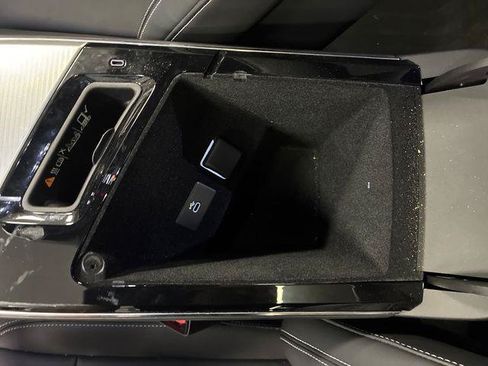 Certified 2024 Cadillac Lyriq Tech RWD image 59