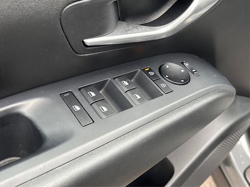 Used 2025 Hyundai Tucson SE AWD/4WD image 31