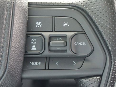 Used 2026 Toyota Tacoma 4x4 Double Cab image 10