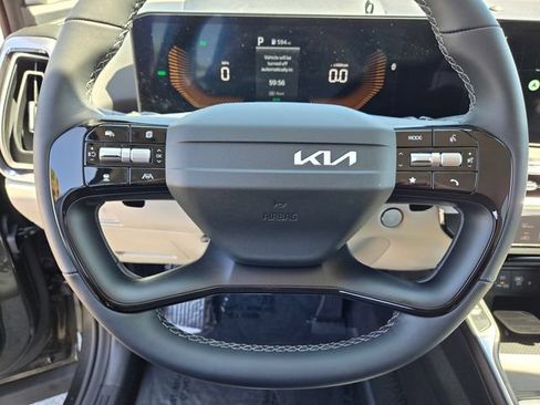 New 2026 Kia Sorento EX FWD image 16