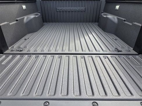 Used 2025 Toyota Tacoma SR5 image 23