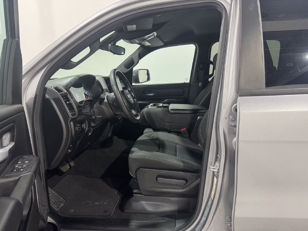 Used 2025 RAM 1500 Tradesman w/ Night Edition AWD/4WD image 14