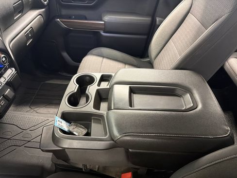 Used 2021 Chevrolet Silverado 1500 RST w/ Z71 Off-Road Package AWD/4WD image 26