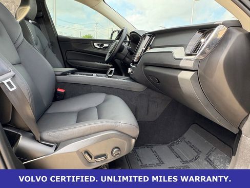Certified 2025 Volvo XC60 B5 Plus AWD/4WD image 38