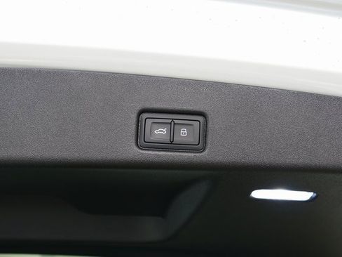 New 2025 Audi Q5 Premium image 14