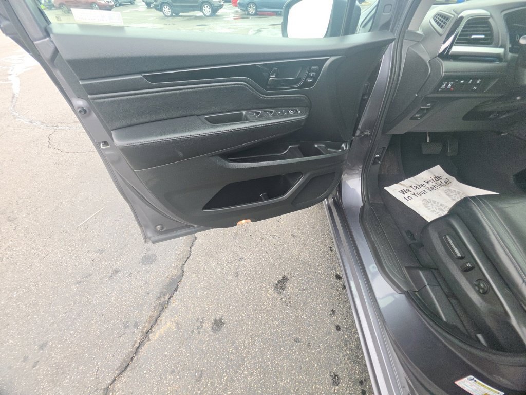 Used 2021 Honda Odyssey Touring image 13