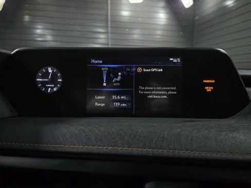 Used 2019 Lexus UX 250h w/ Premium Package image 27