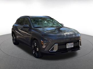 Used 2025 Hyundai Kona SEL video 2